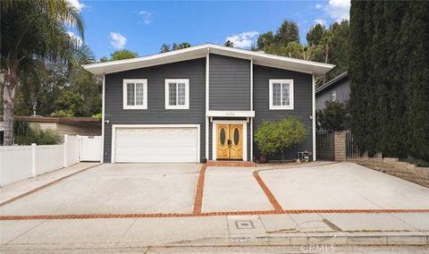 Photo of 5254 Don Pio Drive, Woodland Hills, CA 91364 (MLS # SR25126216)