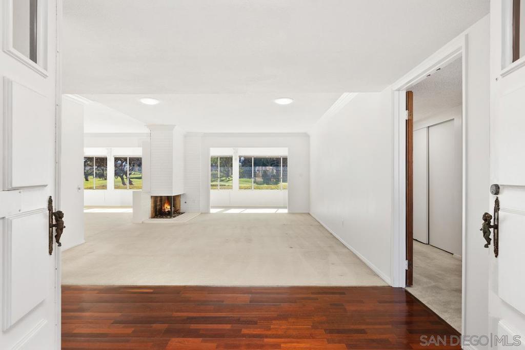 12039 Caminito Cadena