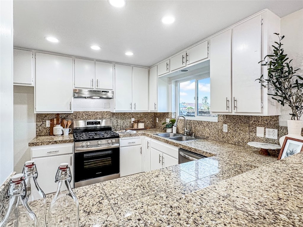 9487 Calle Del Diablo