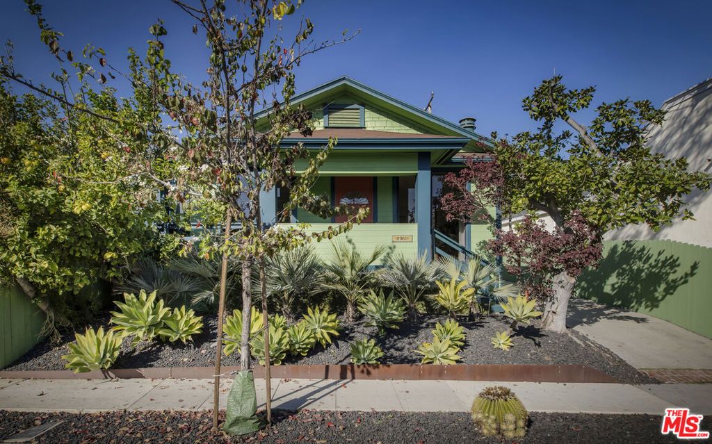 Photo of 8969 Dicks Street, West Hollywood, CA 90069 (MLS # 26640173)