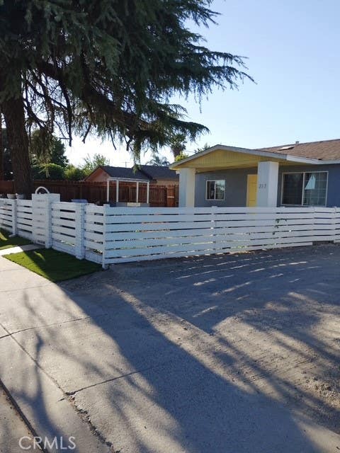 Photo of 217 Rio Grande Avenue, Modesto, CA 95351 (MLS # MC26165774)