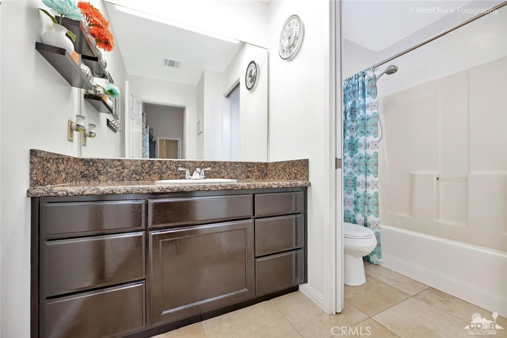 La Quinta Cove - Residential