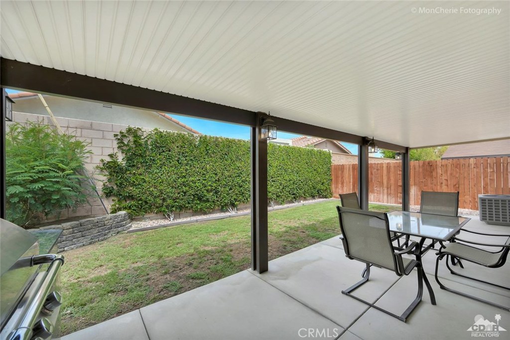 La Quinta Cove - Residential