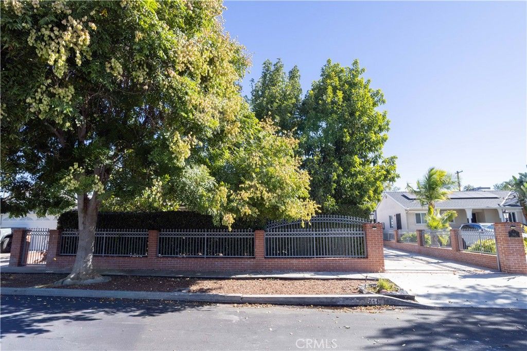 Photo of 7414 Quartz, Winnetka, CA 91306 (MLS # SR25254534)