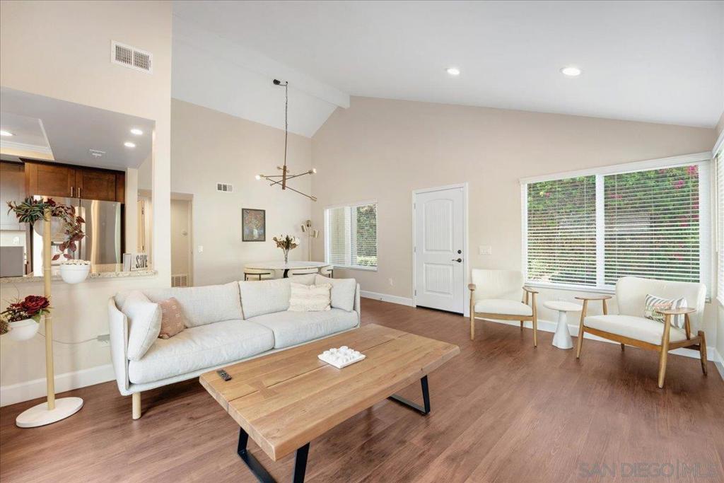 9722 Caminito De La Fada