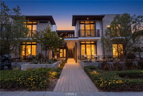 Photo of 125 Hurlbut Street #202, Pasadena, CA 91105 (MLS # BB26218520)