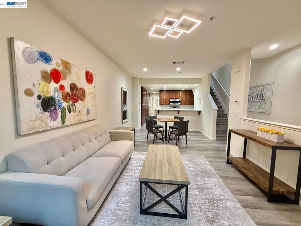 2200 Beech Cir Cir, San Jose CA 95131