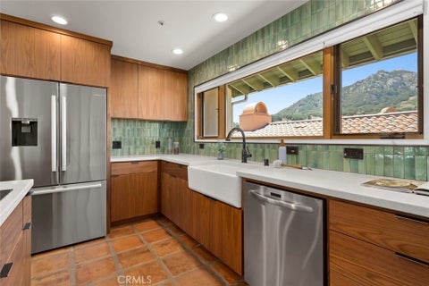 Tiny photo for 333 Twin Ridge DR, San Luis Obispo, CA 93405 (MLS # SC26162125)