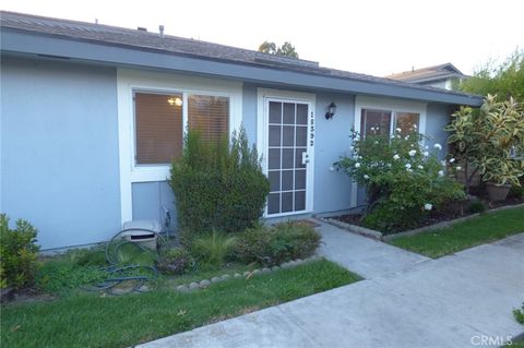 Photo of 16392 De Anza Cir, Huntington Beach, CA 92649 (MLS # OC26086363)