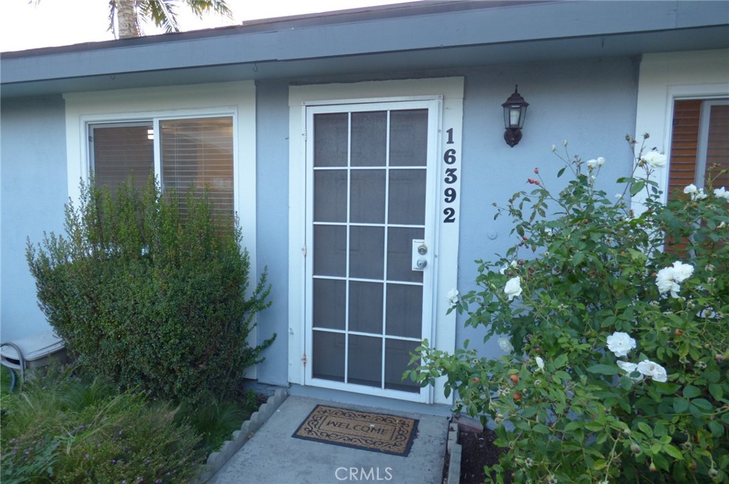16392 De Anza