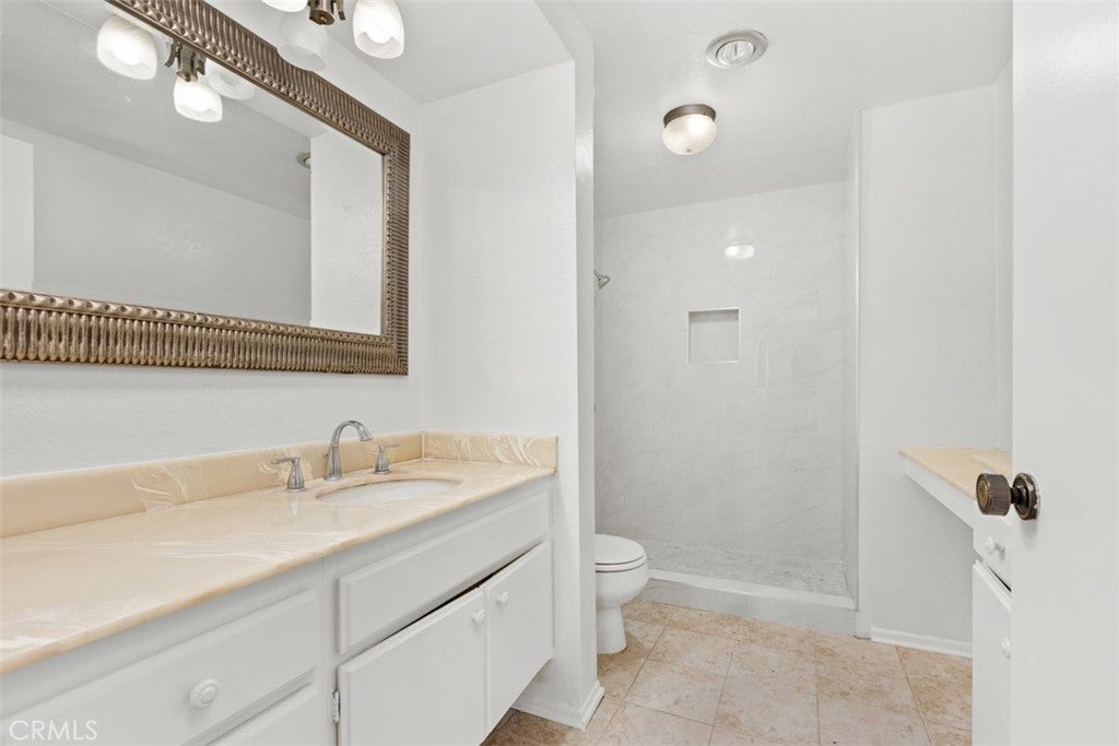 7215 Apricot, Irvine CA 92618 - Photo 19