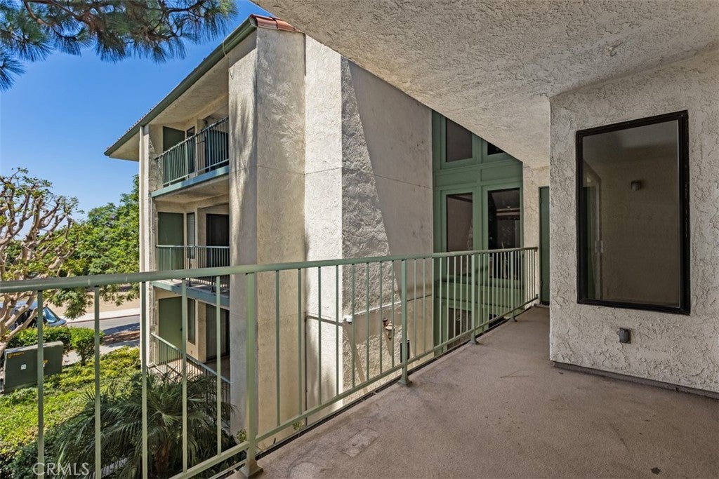 7215 Apricot, Irvine CA 92618 - Photo 23