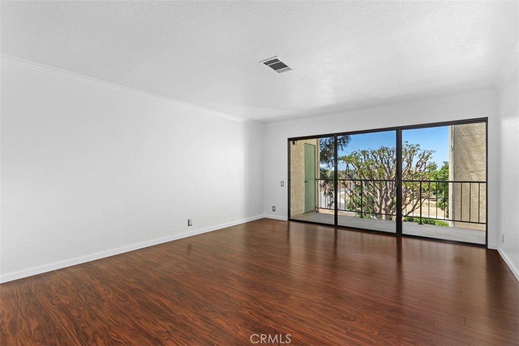 7215 Apricot, Irvine CA 92618 - Photo 11