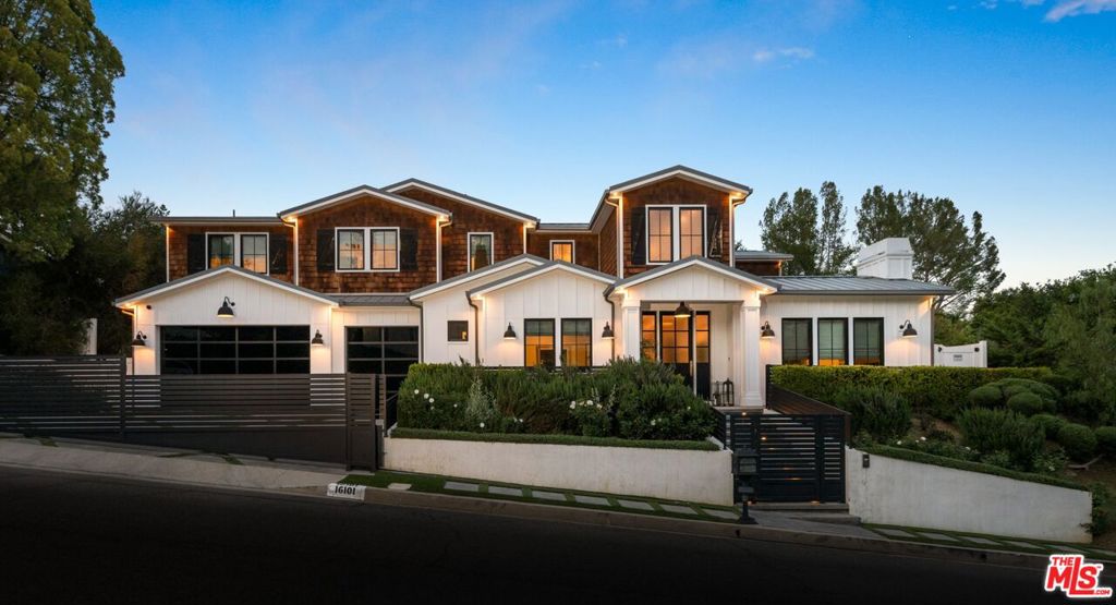 16101 Royal Mount Drive