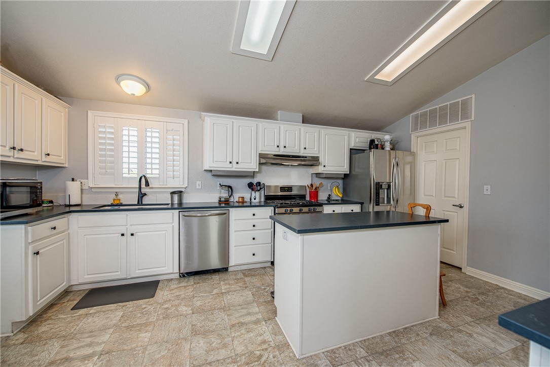 27250 Murrieta Road 304