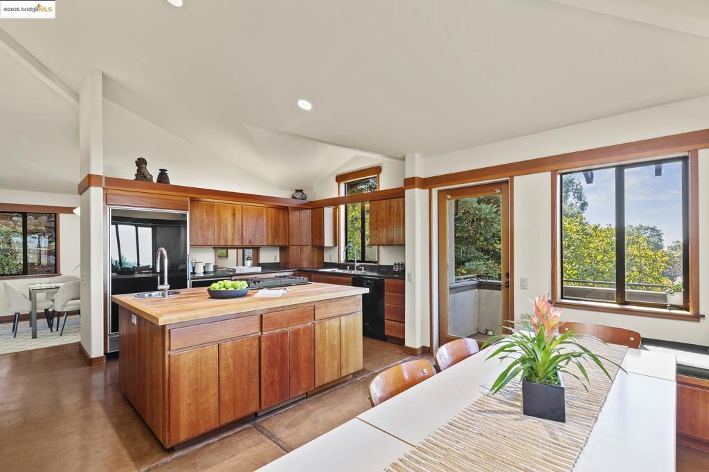 CLAREMONT - Residential