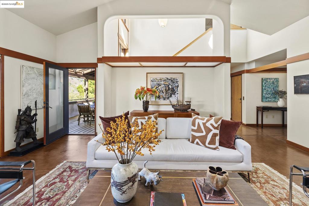 CLAREMONT - Residential