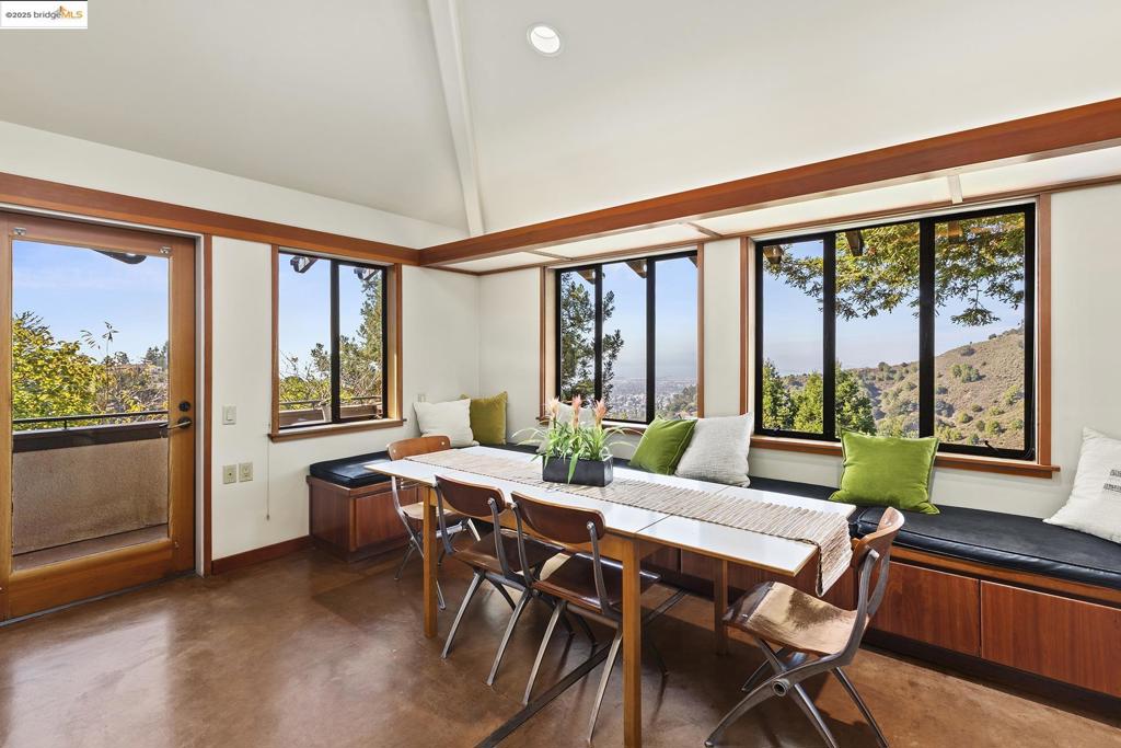 CLAREMONT - Residential