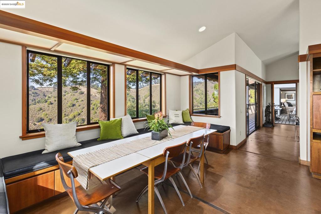 CLAREMONT - Residential