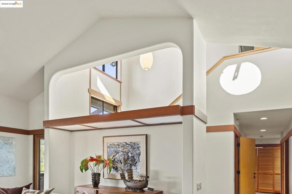 CLAREMONT - Residential