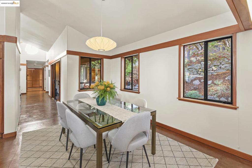 CLAREMONT - Residential