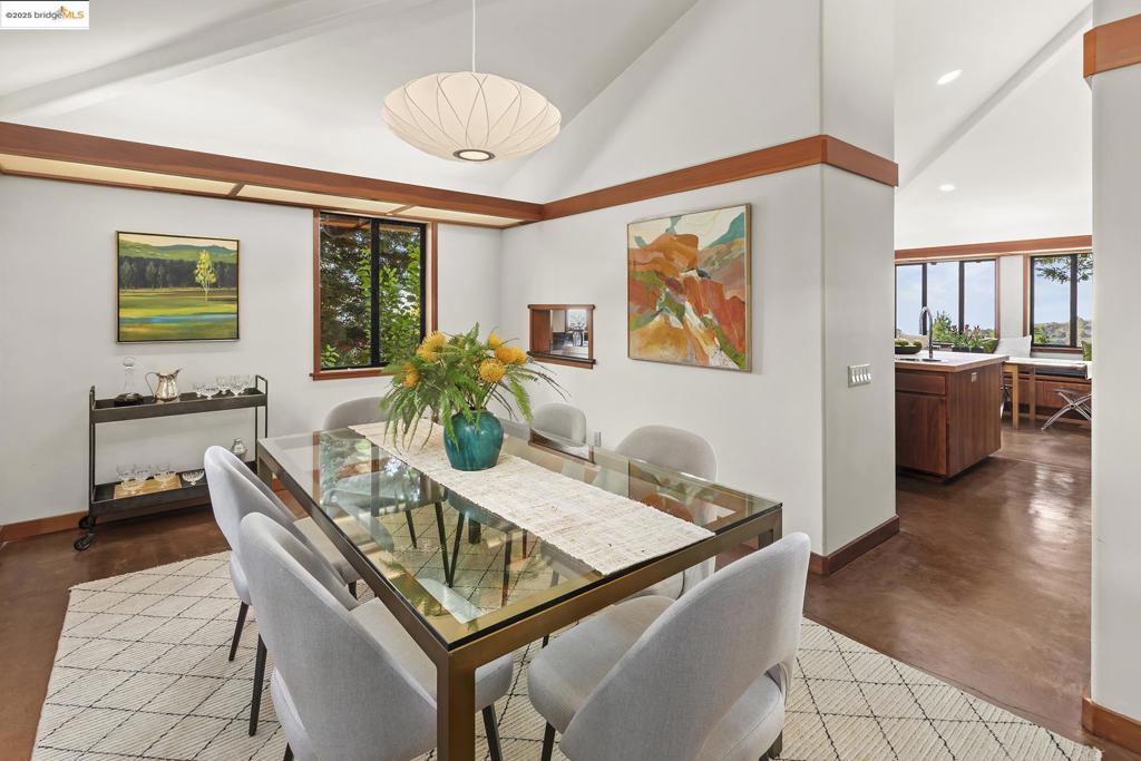 CLAREMONT - Residential