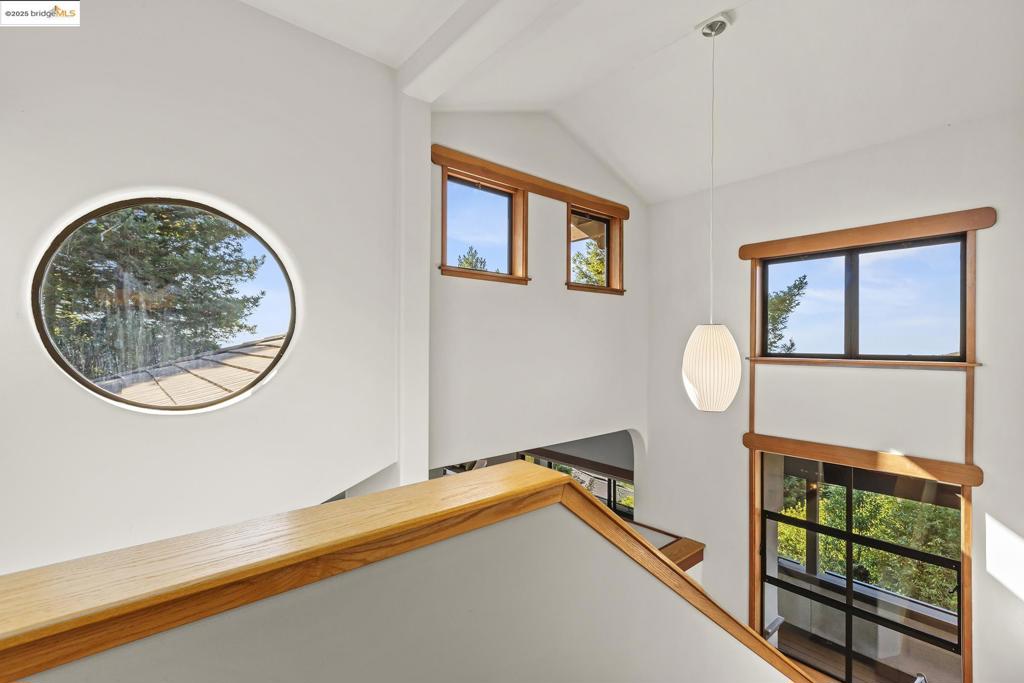 CLAREMONT - Residential