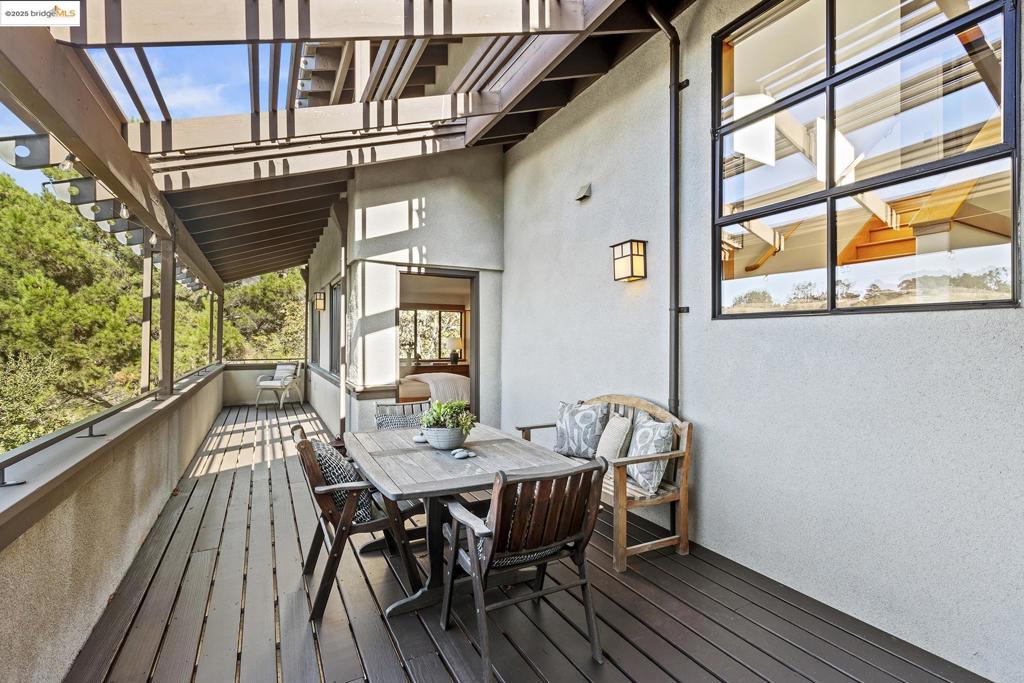 CLAREMONT - Residential