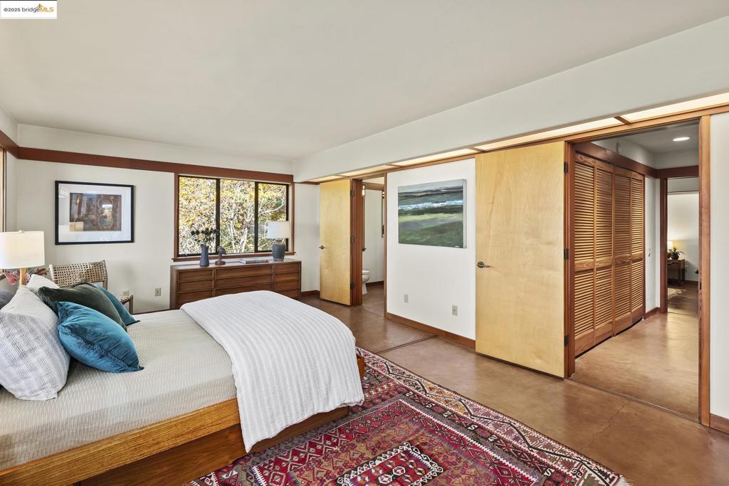 CLAREMONT - Residential