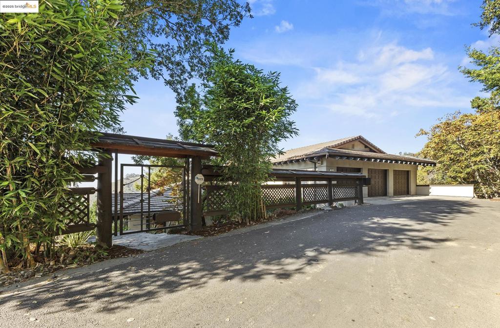 CLAREMONT - Residential