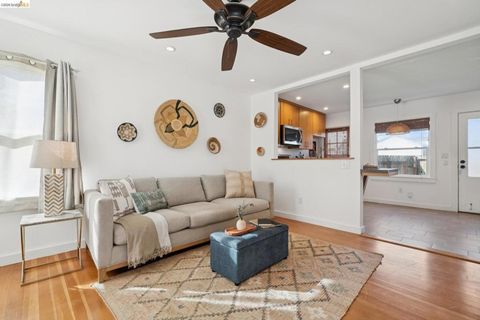Photo of 137 Collins St, Richmond, CA 94801 (MLS # 41124632)