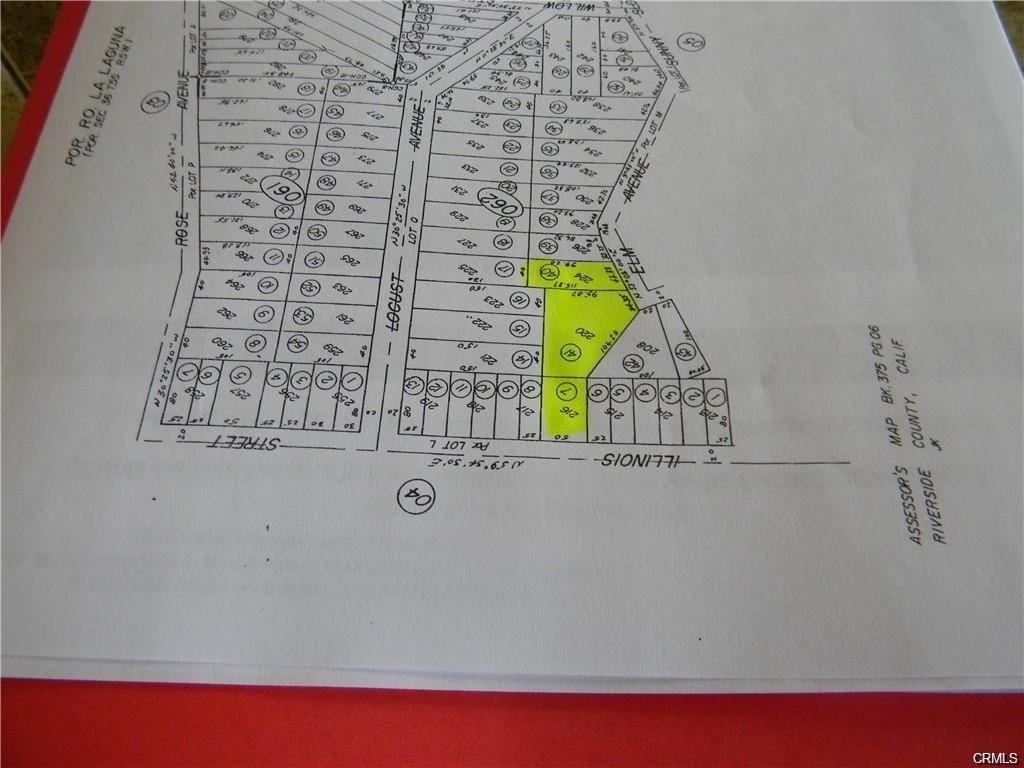 The purchase include3 lots with Panoramic views of the mountains and Hwy 74. These lots have easy and direct access from Illinois Street with power, water and sewer on the street. This is a Great protentional for someone to build 2-3 homes with includes 3 parcel 375-062-007,040,041. Buyer and buyer's agent to verify the buildability with the City Planning Department. Not too many lots in the City of Lake Elsinore with sewer connection.