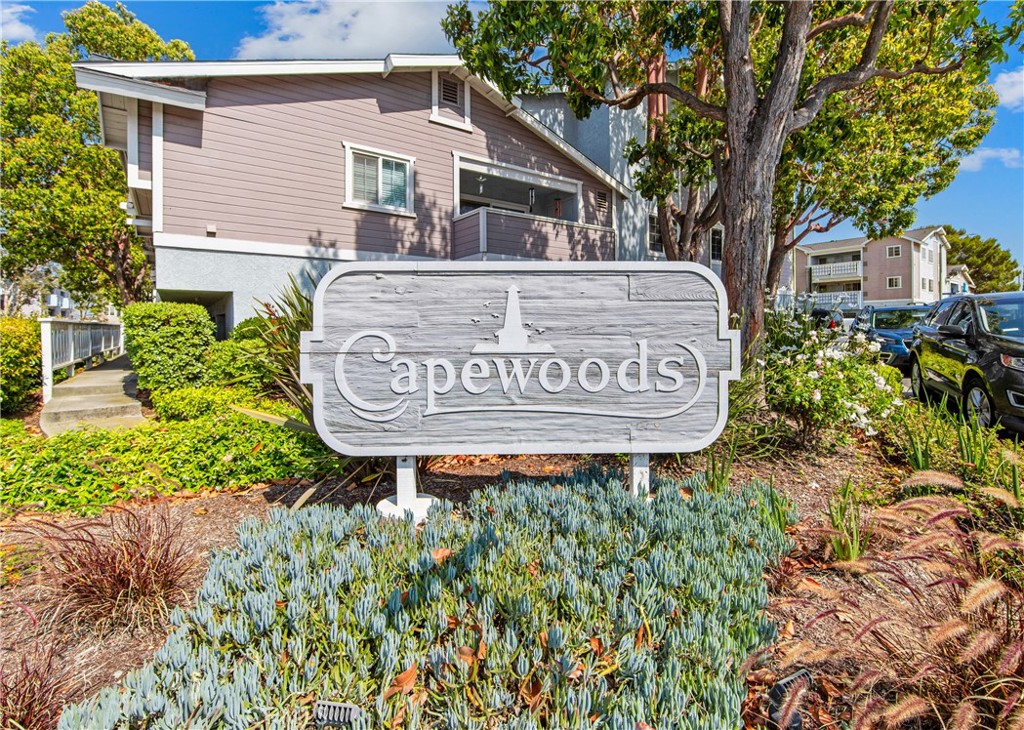 18051 Wakefield Ln 106