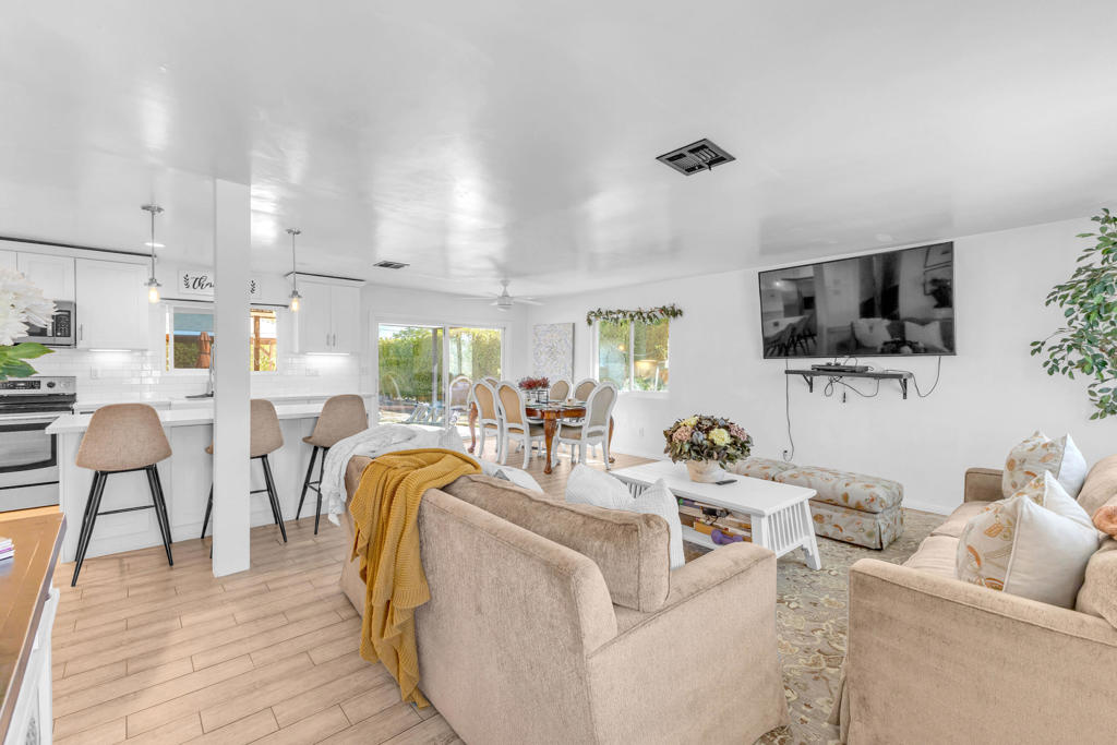 1110 Salton Sea Avenue