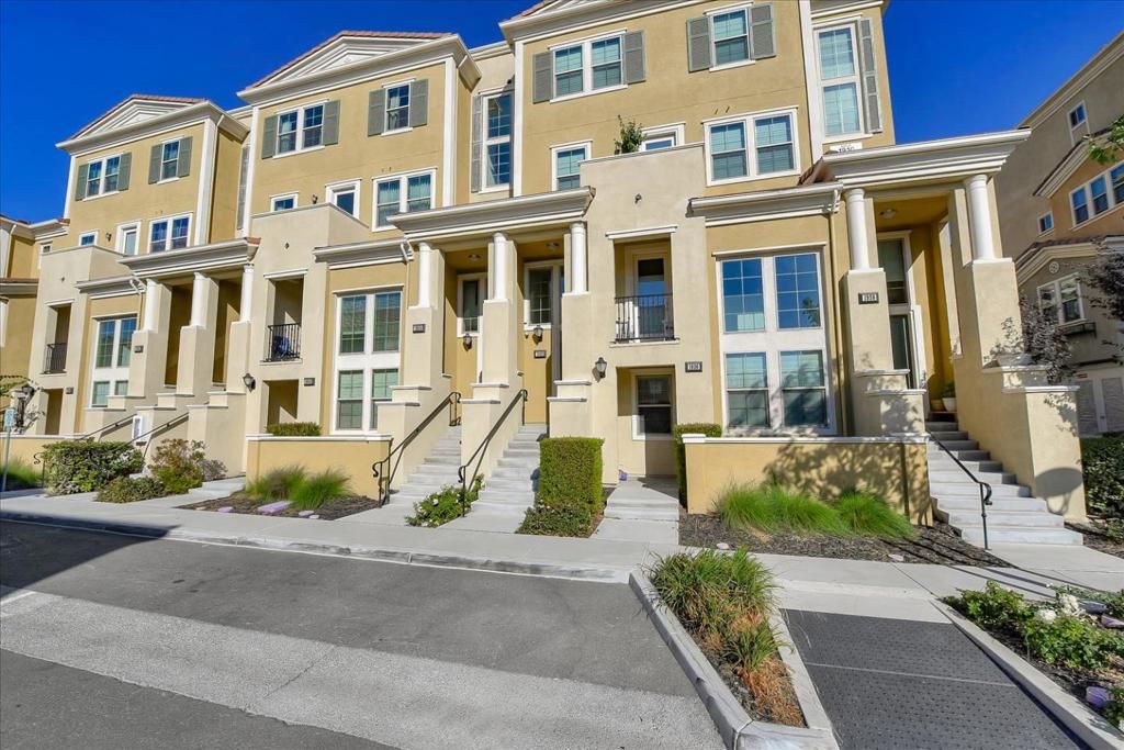 listing image 130724314747902162541