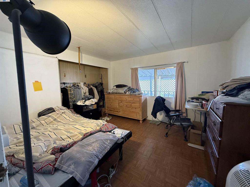 SUNNYVALE - Manufactured In Park