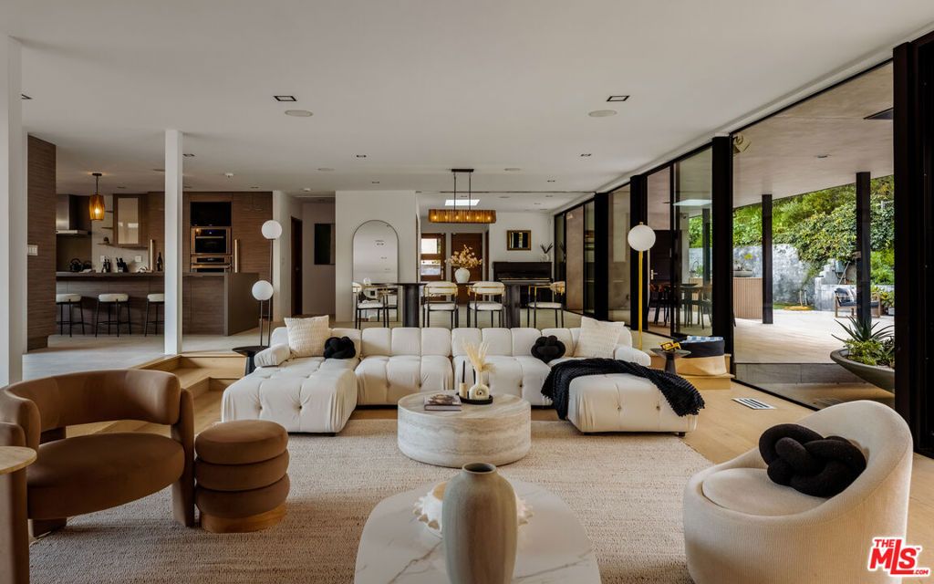 Photo of 9991 Liebe Drive, Beverly Hills, CA 90210 (MLS # 26729387)