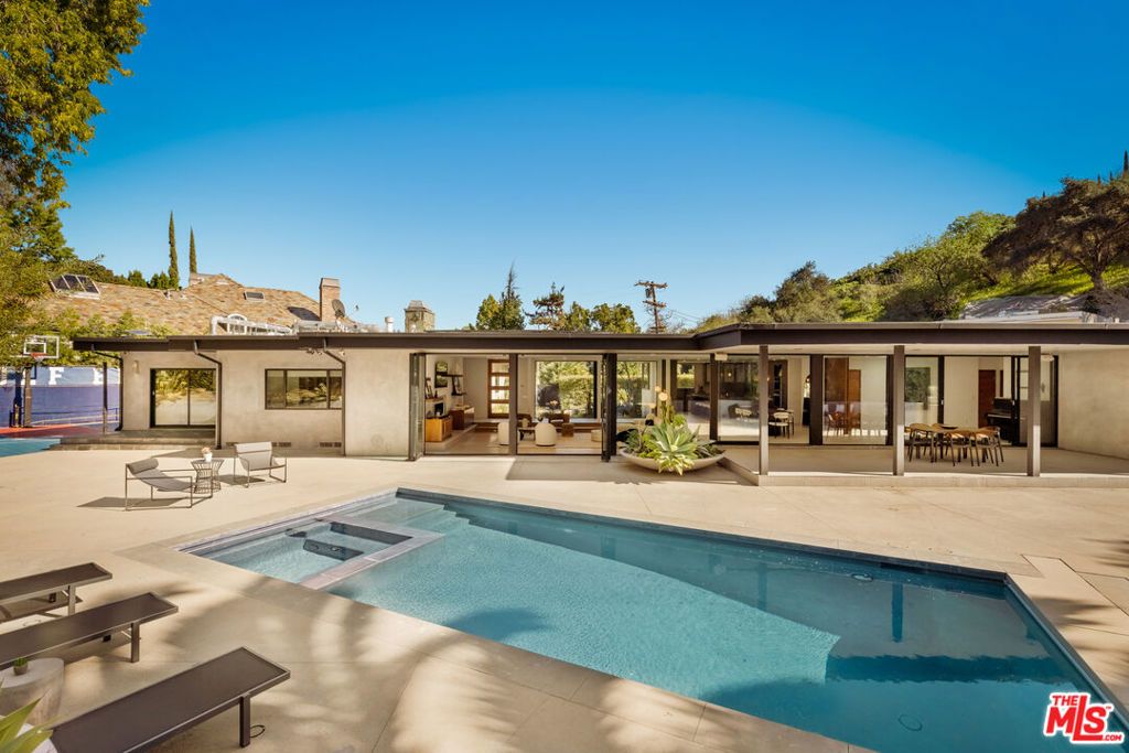 Photo of 9991 Liebe Drive, Beverly Hills, CA 90210 (MLS # 26729387)