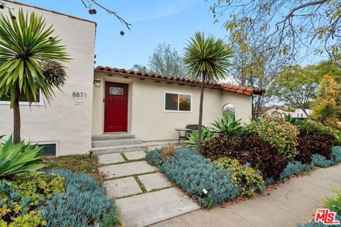 Photo of 8871 Gibson Street, Los Angeles, CA 90034 (MLS # 26651065)