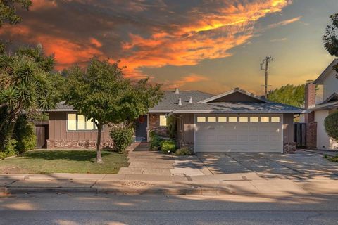 Photo of 248 S Bernardo Avenue, Sunnyvale, CA 94086 (MLS # ML82038553)