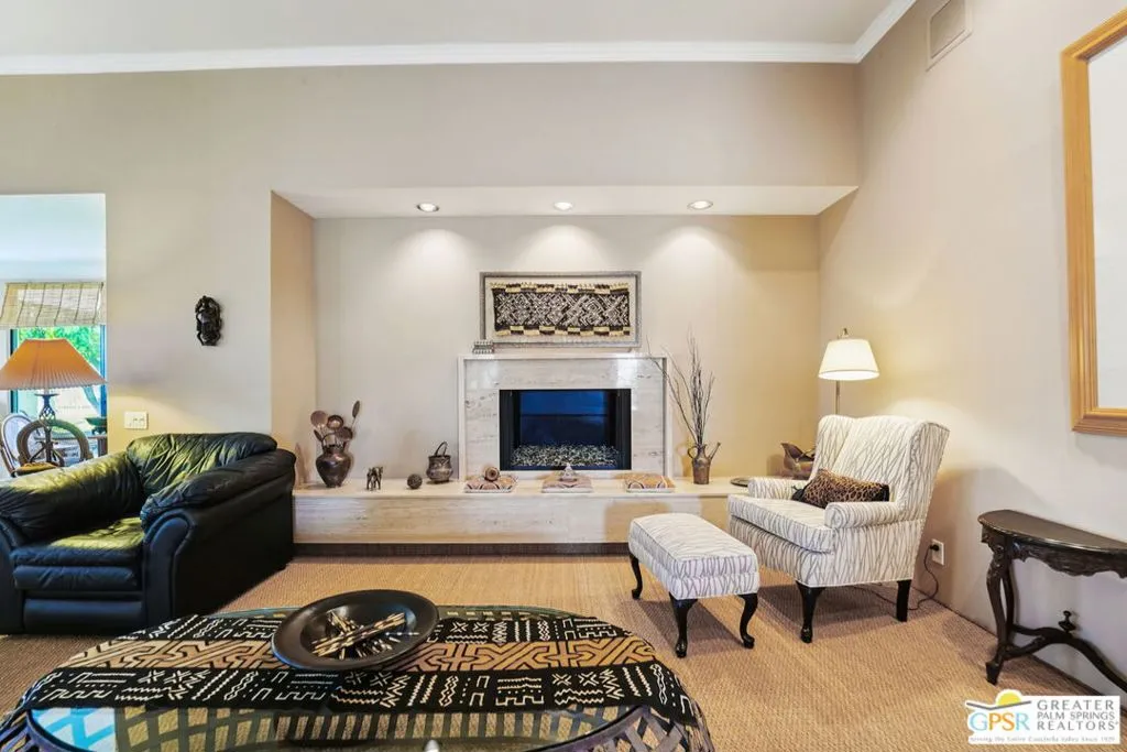 Palm Springs, California 92264, United States, 2 Bedrooms Bedrooms, ,3 BathroomsBathrooms,Residential,Active,189027