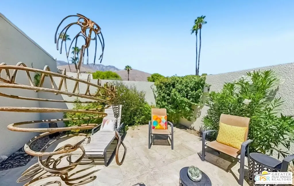 Palm Springs, California 92264, United States, 2 Bedrooms Bedrooms, ,3 BathroomsBathrooms,Residential,Active,189027