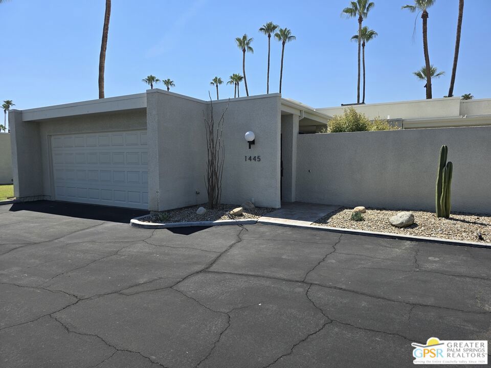 Canyon South 5 (Via Isla) - Residential