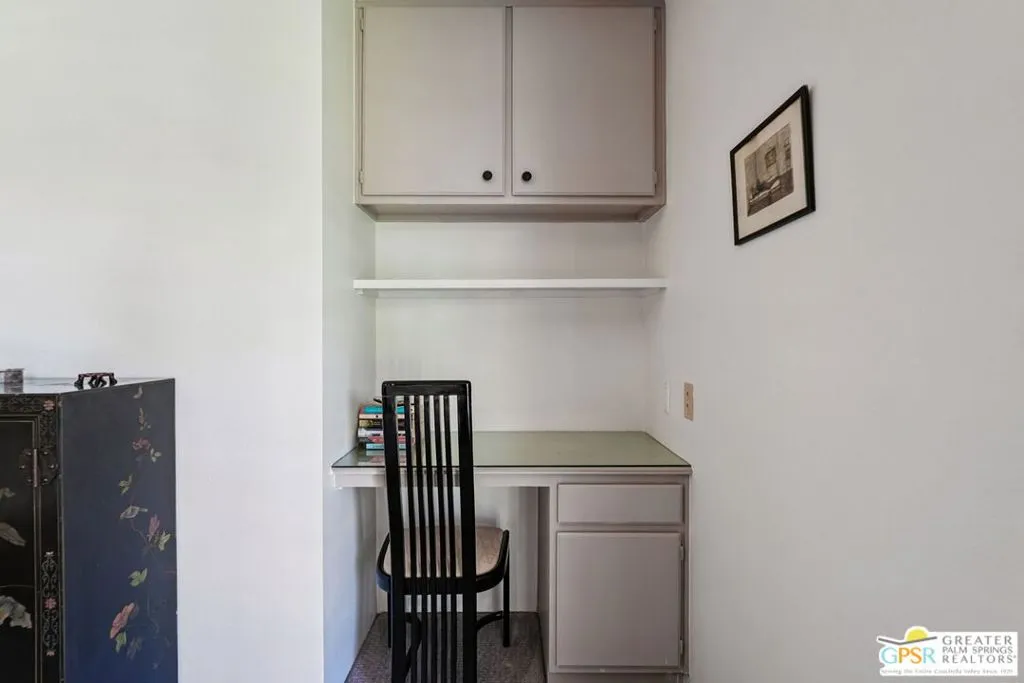 Palm Springs, California 92264, United States, 2 Bedrooms Bedrooms, ,3 BathroomsBathrooms,Residential,Active,189027