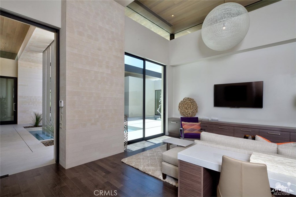 Vintage Country Club - Residential