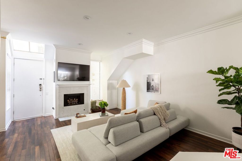 136 S Clark Drive 2