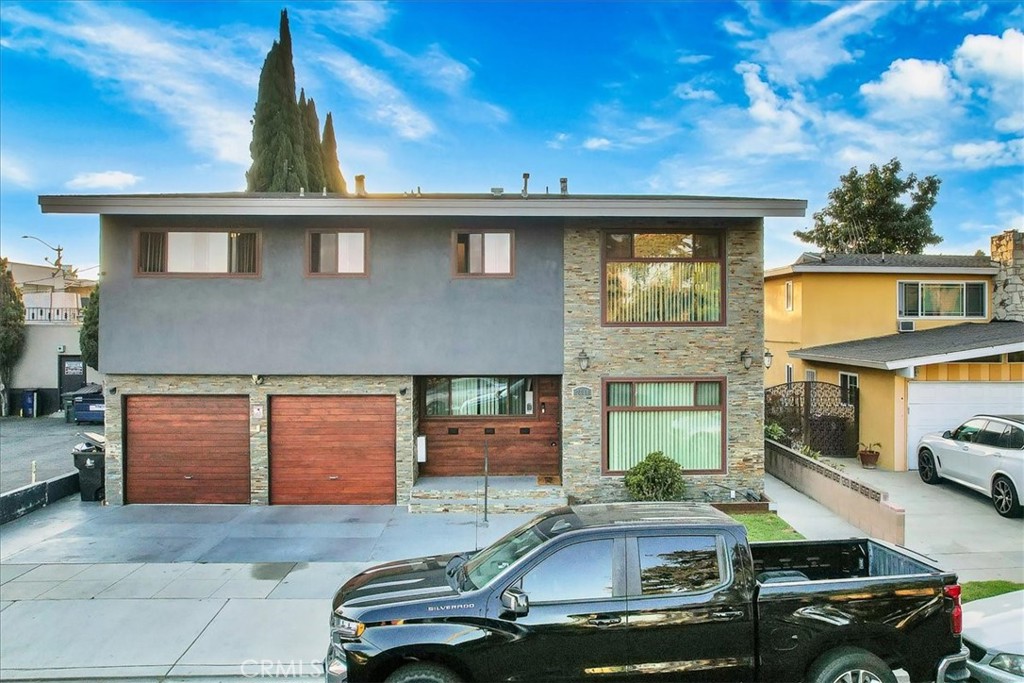 2619 Chestnut Avenue