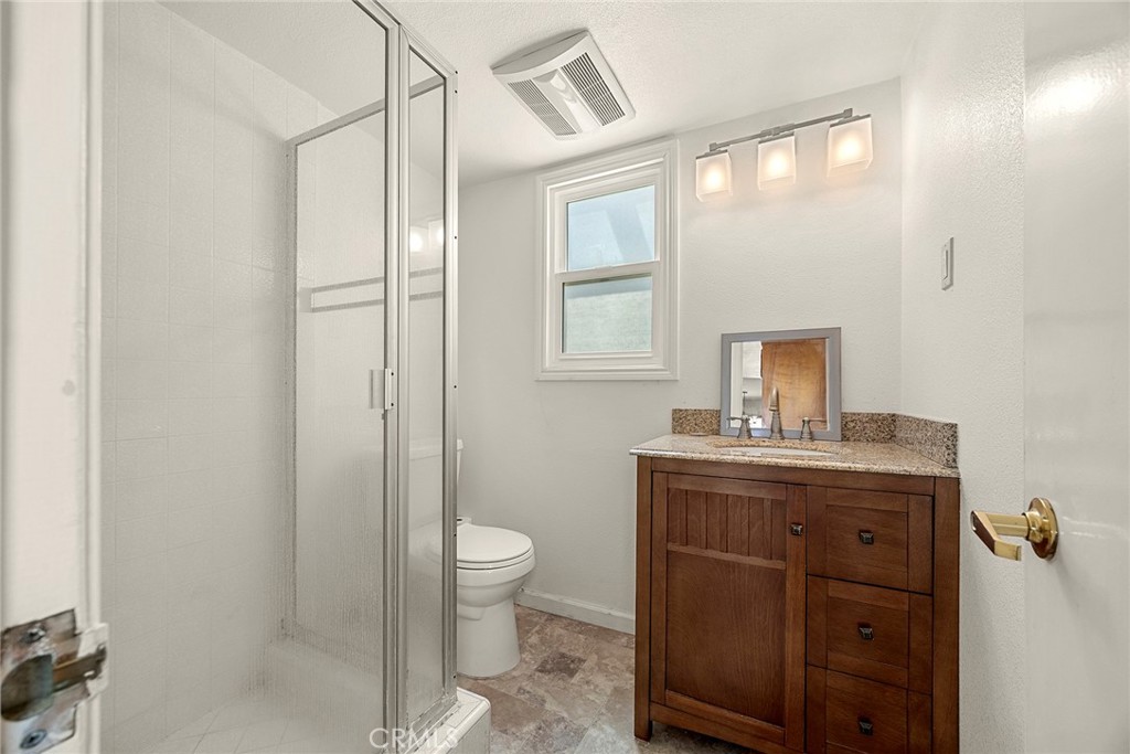 Newport Beach, California, 92661, United States, 4 Bedrooms Bedrooms, ,3 BathroomsBathrooms,Residential,Active,2041644