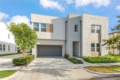 Photo of 220 Holliston, Lake Forest, CA 92630 (MLS # OC25240759)