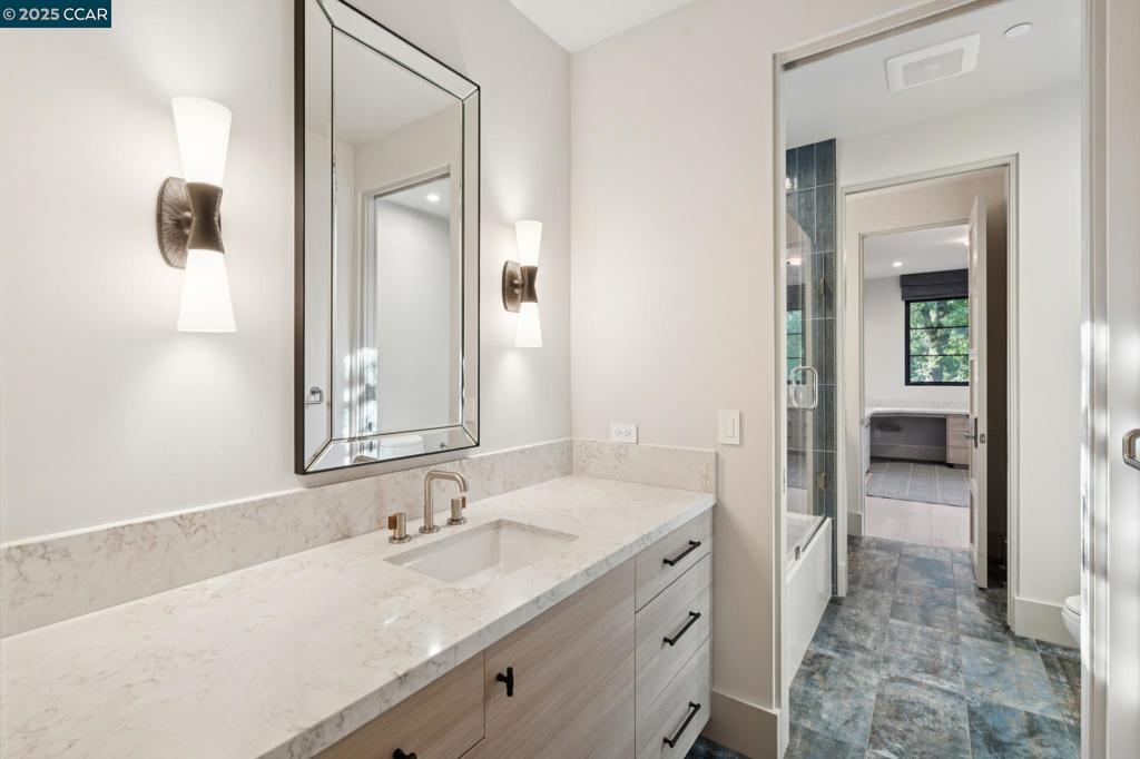 HAPPY VALLEY - Residential